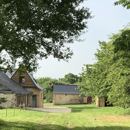 Le Plessis Aux Oiseaux 3*