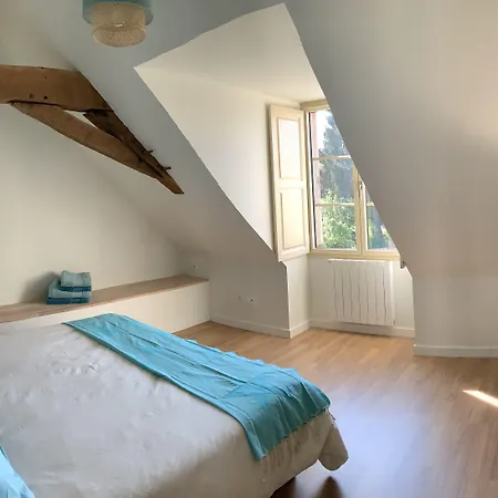 Le Plessis Aux Oiseaux